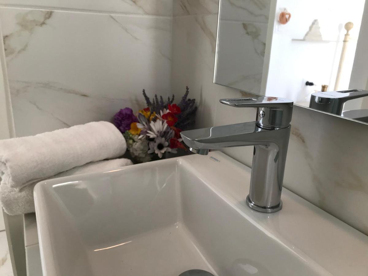Sea View Pension Violeta Room1 For Two Parikia  Bagian luar foto