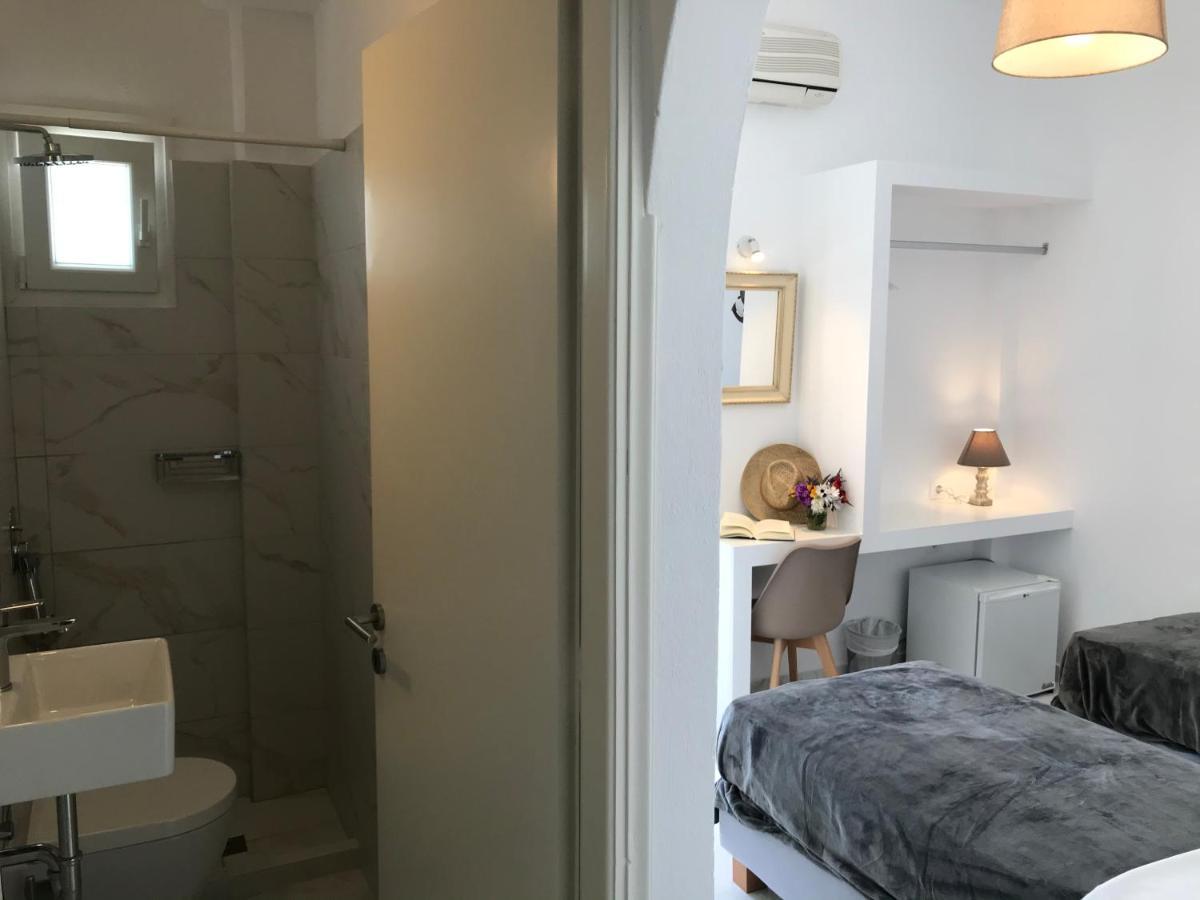 Sea View Pension Violeta Room1 For Two Parikia  Bagian luar foto